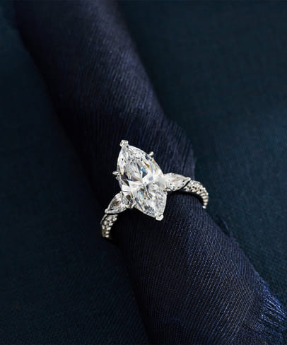 DESIGN YOUR OWN ENGAGEMENT RING